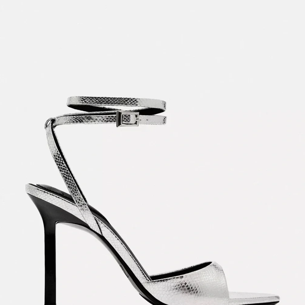 Zara Metallic Silver Strappy Heeled Sandals - Picture 4 of 4